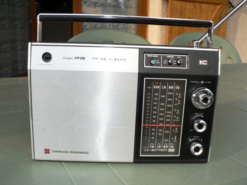 National Panasonic RF-959LB